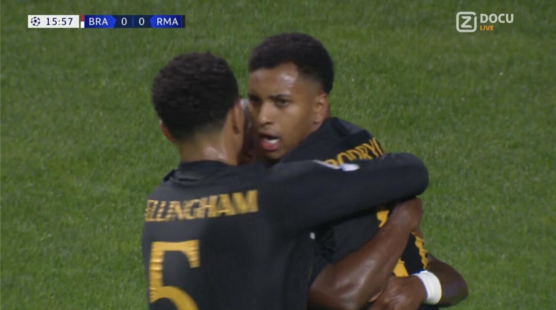 VIDÉO : Rodrygo punit Braga après un énorme travail de Vinicius Jr