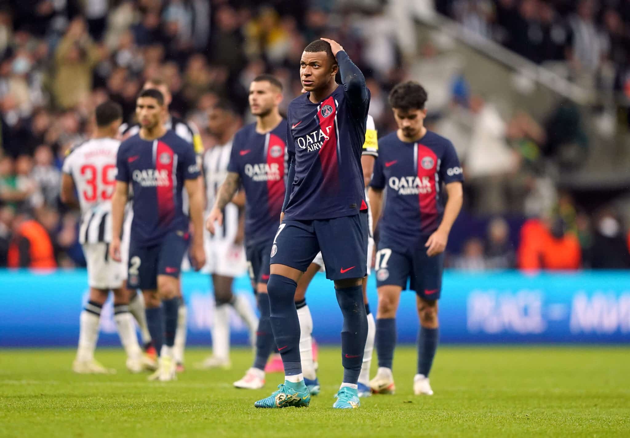 Défaite à Newcastle : La presse française détruit les 2 grandes stars du PSG