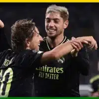 Real Madrid : Fédé Valverde réagit à la nouvelle situation de Modric 77