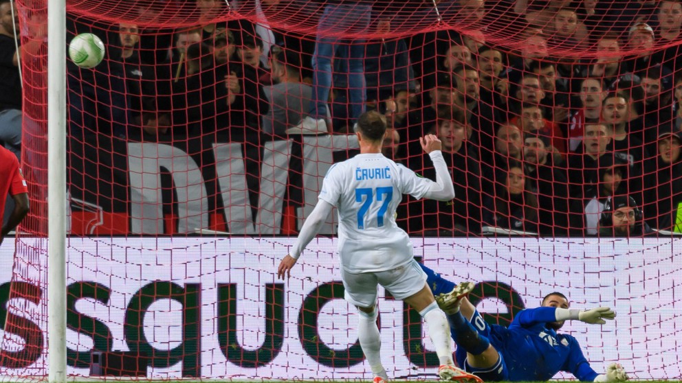 Ligue Europa Conférence : Lille renverse le Slovan, Aston Villa écrase l’AZ, les premiers résultats