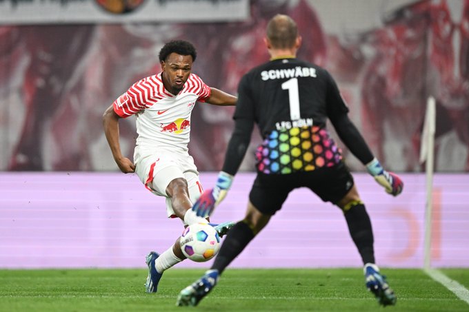 Grâce à un doublé de Lois Openda, le RB Leipzig étrille Cologne