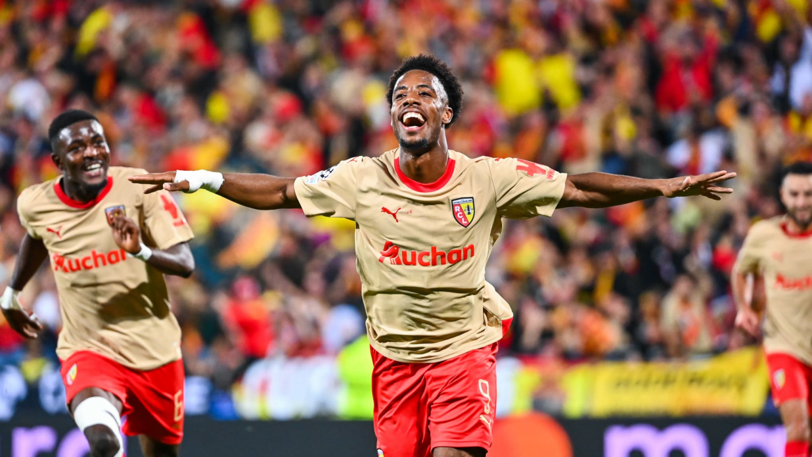 Elye content avec le RC Lens