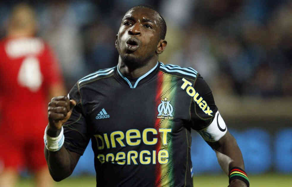 C’est un grand pays du football africain, un grand pays qui terrifie son peuple. 