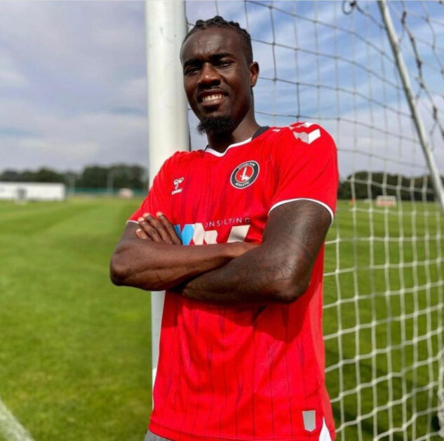 Grosse tuile pour Pape Ndiaye Souaré : Un coup dur Affecte le joueur 2 Arrivé gratuitement au Motherwell FC lors du récent mercato, l'ancien latéral gauche sénégalais (33 ans, 25 sélections, 1 but) s'est blessé à la cheville à l'entraînement la semaine dernière.