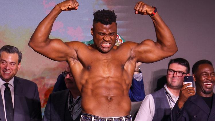 Boxe – Francis Ngannou dévoile le prochain combat qu’il veut : « C’est ce que je veux le plus »