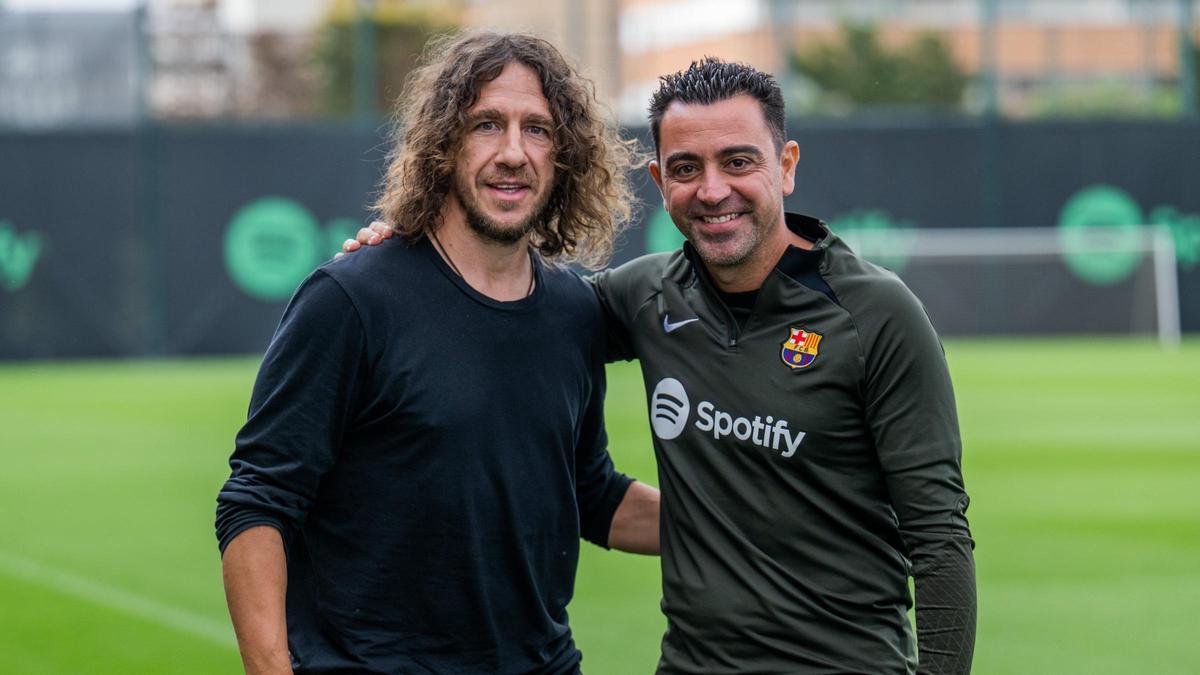 Puyol rend visite à Xavi et à l’équipe pour leur apporter tout son soutien et sa confiance