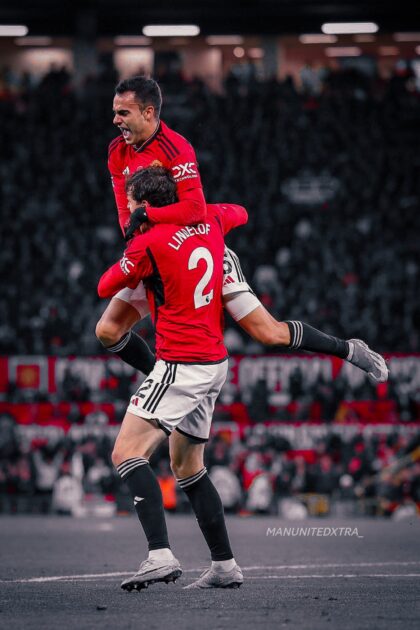 VIDÉO : La très belle frappe de Lindelof contre Luton enflamme Old Trafford 2 20231111 174648
