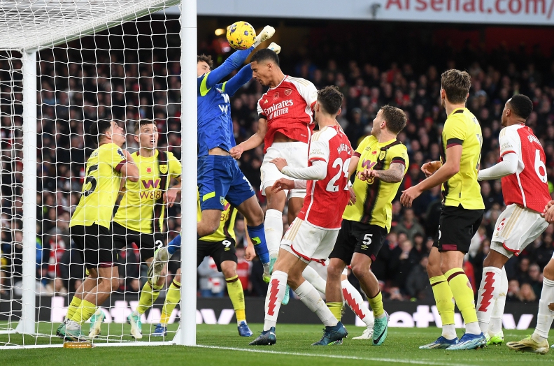 Premier League : Arsenal passe devant Manchester City et devient leader !