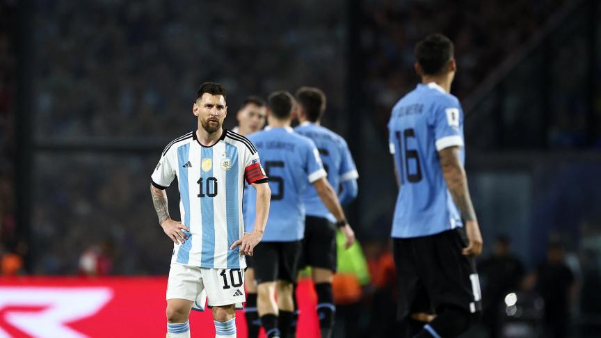 VIDÉO : Messi n'en pouvait plus, le match XXL de Ronald Araujo contre l'Argentine