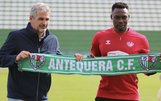 OFFICIEL : Carlos Kameni trouve un nouveau club à 39 ans