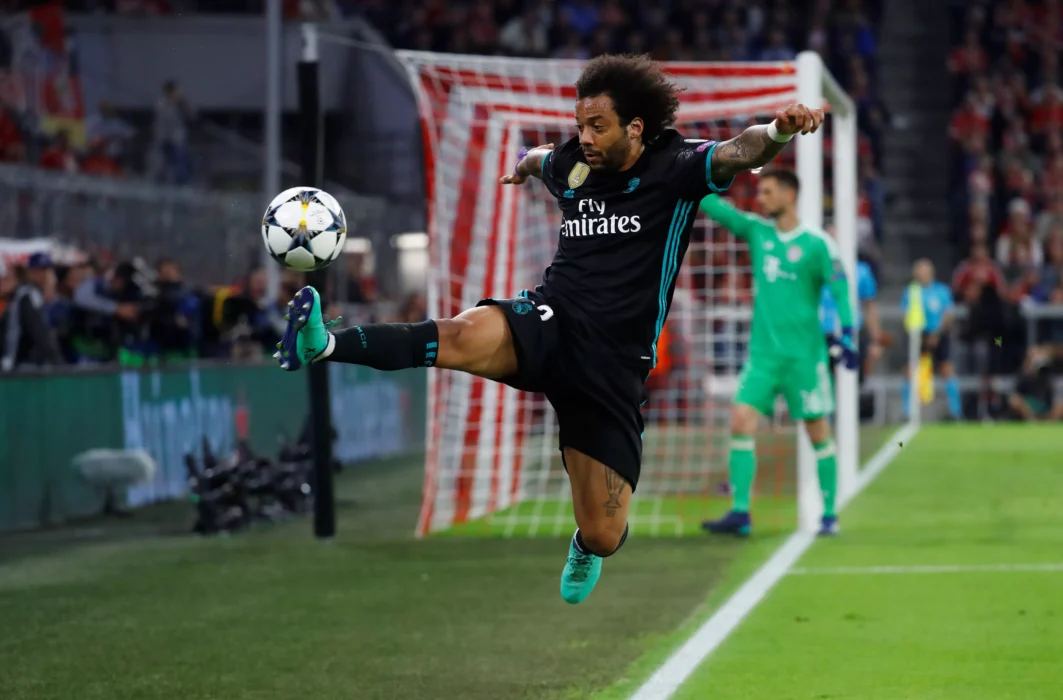 Marcelo trahit un secret du Real Madrid : «Pour arrêter Messi, nous avions un ordre» 2 Marcelo trahit un secret du Real Madrid : «Pour arrêter Messi, nous avions un ordre»