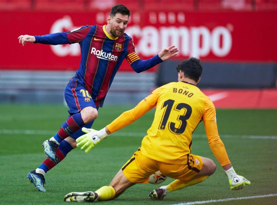 La sortie lunaire de Yassine Bounou sur Lionel Messi : "C'est un honneur d'encaisser ses buts"