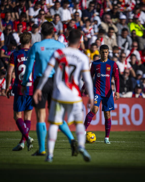 Le Barça crie à l'injustice après le nul au Rayo Vallecano, Xavi dit les termes : "On a un problème avec les arbitres"
