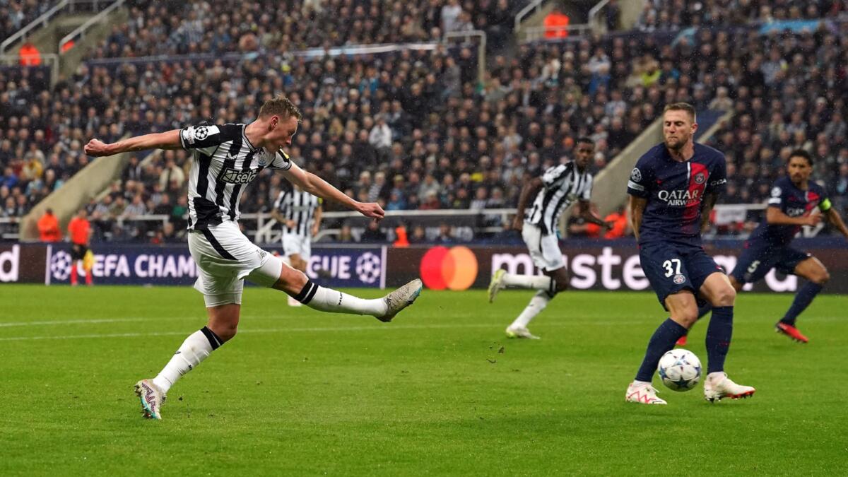 Sean Longstaff lors de Newcastle PSG 4 1 Ligue des champions le 4 octobre 2023 1756845