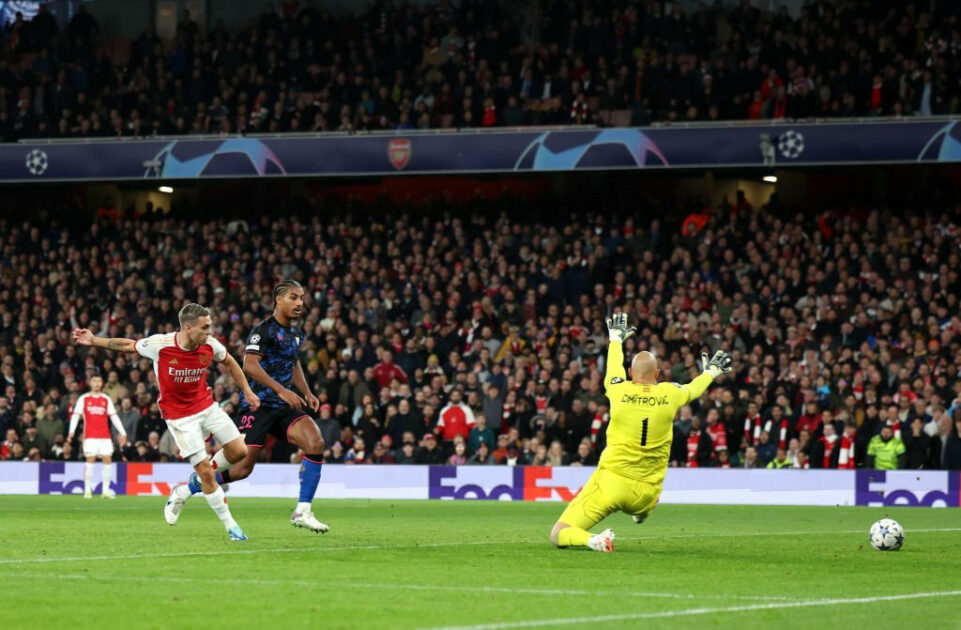 VIDEO : Arsenal prend les devants à l'Emirates Stadium grâce à Trossard ! 2 image 1 36