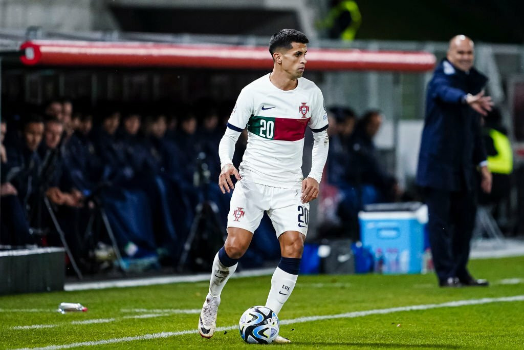 VIDÉO : Sacré but de Cancelo avec le Portugal face au Liechtenstein 3 image 16 69