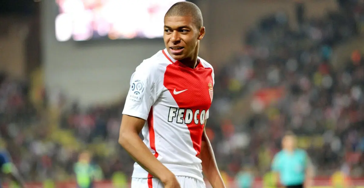 Messi 9è, Mbappé 4è, Ronaldo : Les 10 joueurs avec le plus de buts à 21 ans 8 Les 10 joueurs avec le plus de buts à 21 ans