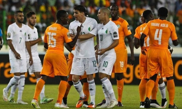 Retrait anticipé du Cameroun lors du dernier tournoi et défaite lors des qualifications pour la Coupe du monde Qatar 2022, ce qui a été un succès pour le Maroc voisin de l'Algérie.