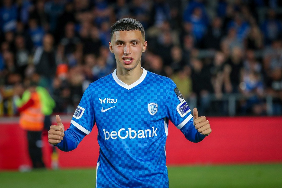 Selon les informations de la presse italienne, le joueur de 19 ans serait la cible de deux des plus grands joueurs de Premier League.