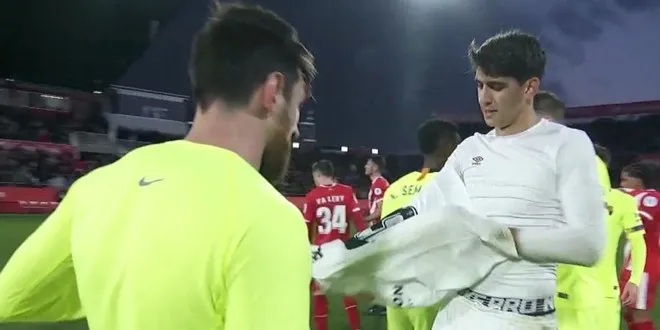 La sortie lunaire de Yassine Bounou sur Lionel Messi : "C'est un honneur d'encaisser ses buts" 3 La sortie lunaire de Yassine Bounou sur Lionel Messi : "C'est un honneur d'encaisser ses buts"