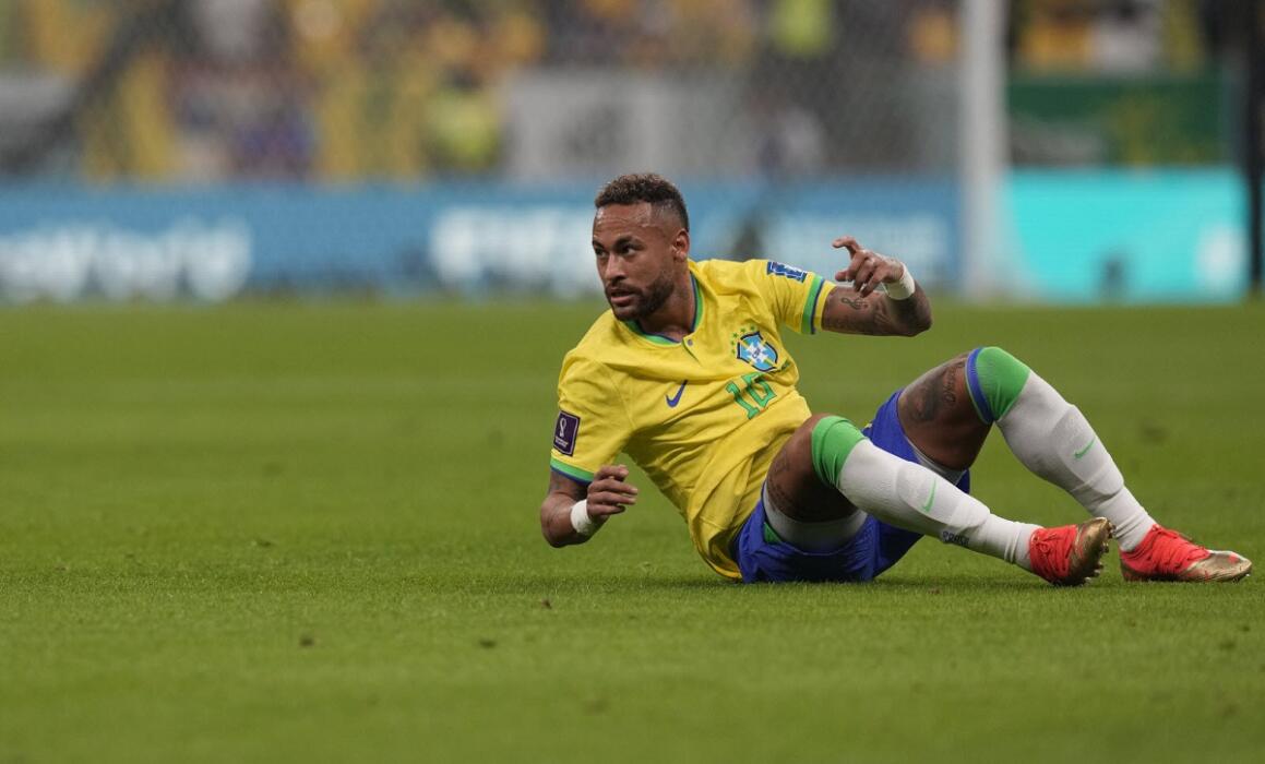 Grave blessure de Neymar, son médecin fait de nouvelles révélations