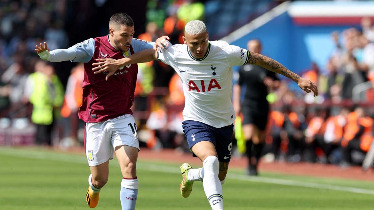 Premier League : Emiliano Martinez et Aston Villa font très mal à Tottenham