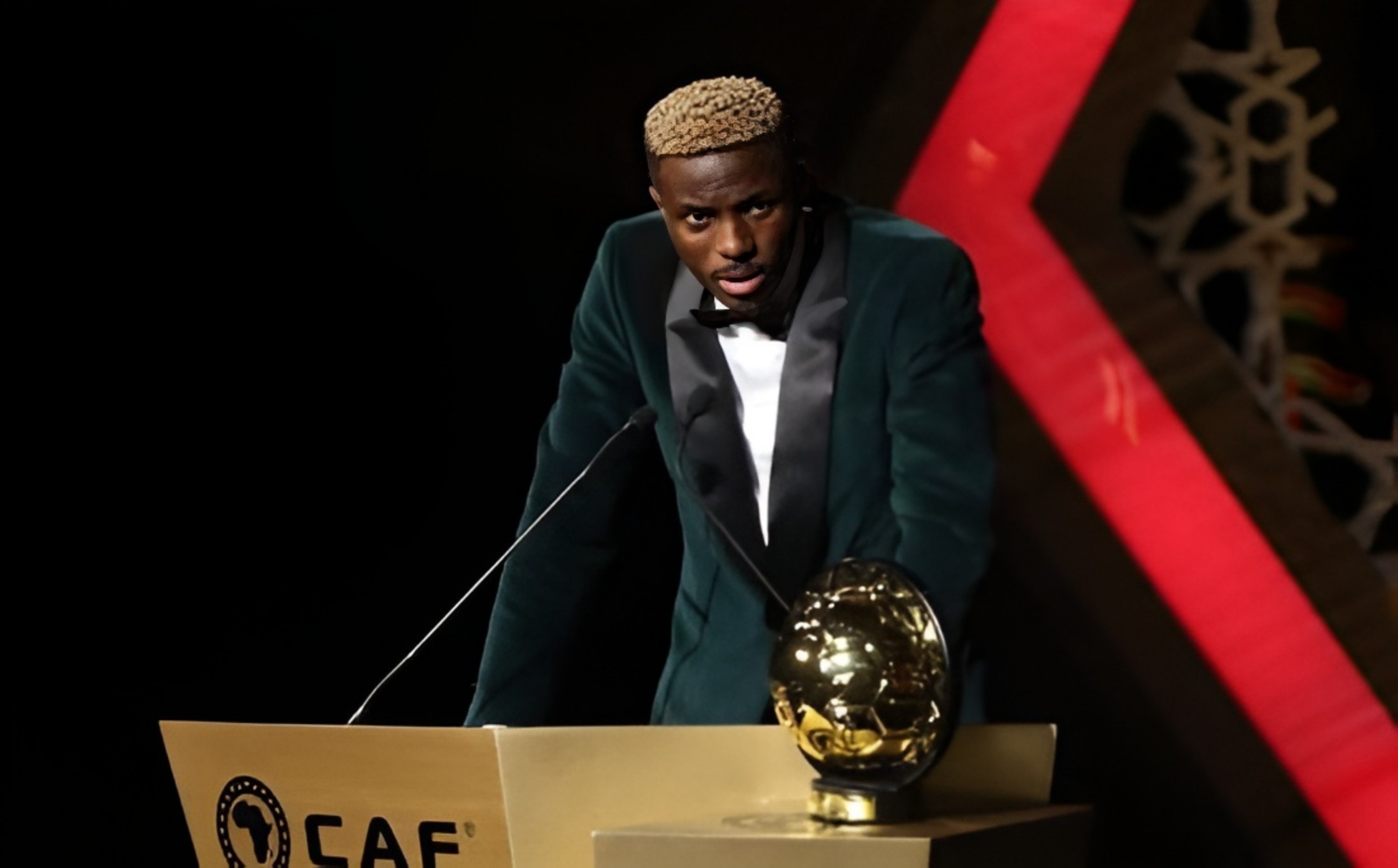 Ballon d’or africain : Une première depuis 24 ans, Victor Osimhen entre dans l’histoire