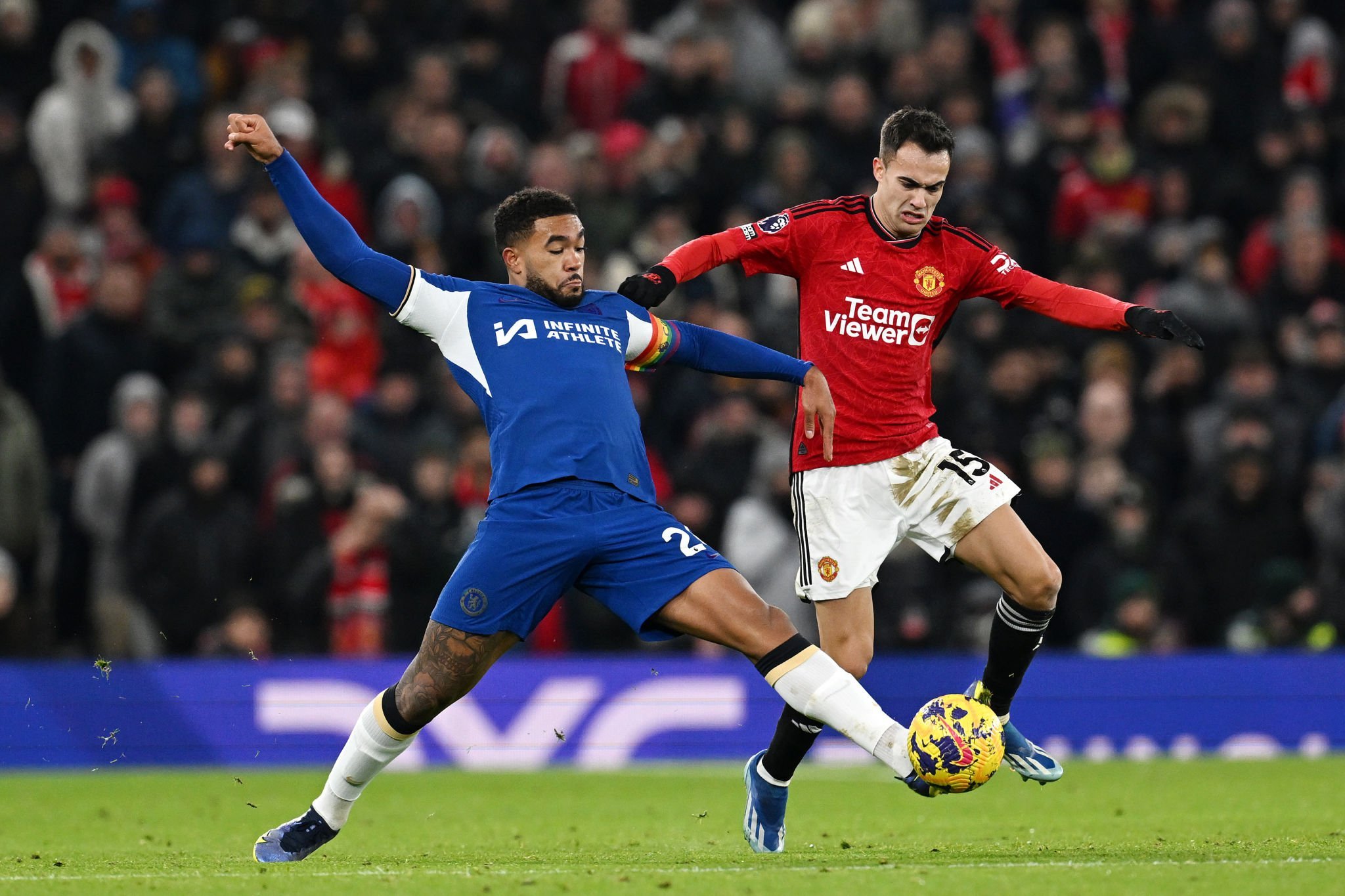 Porté par McTominay , Manchester United renoue avec la victoire face à Chelsea !