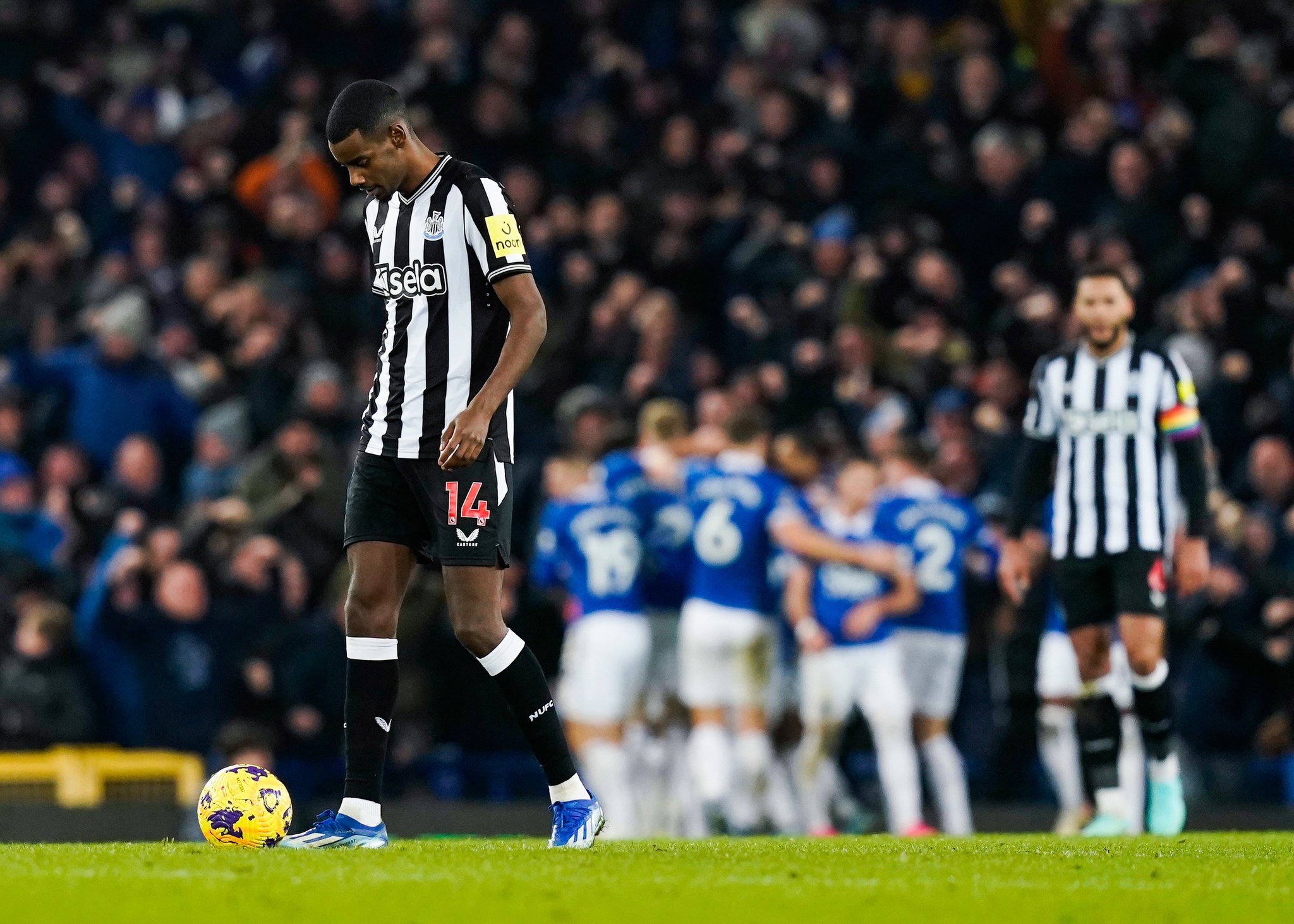 Premier League : Everton domine Newcastle et sort de la zone de relégation