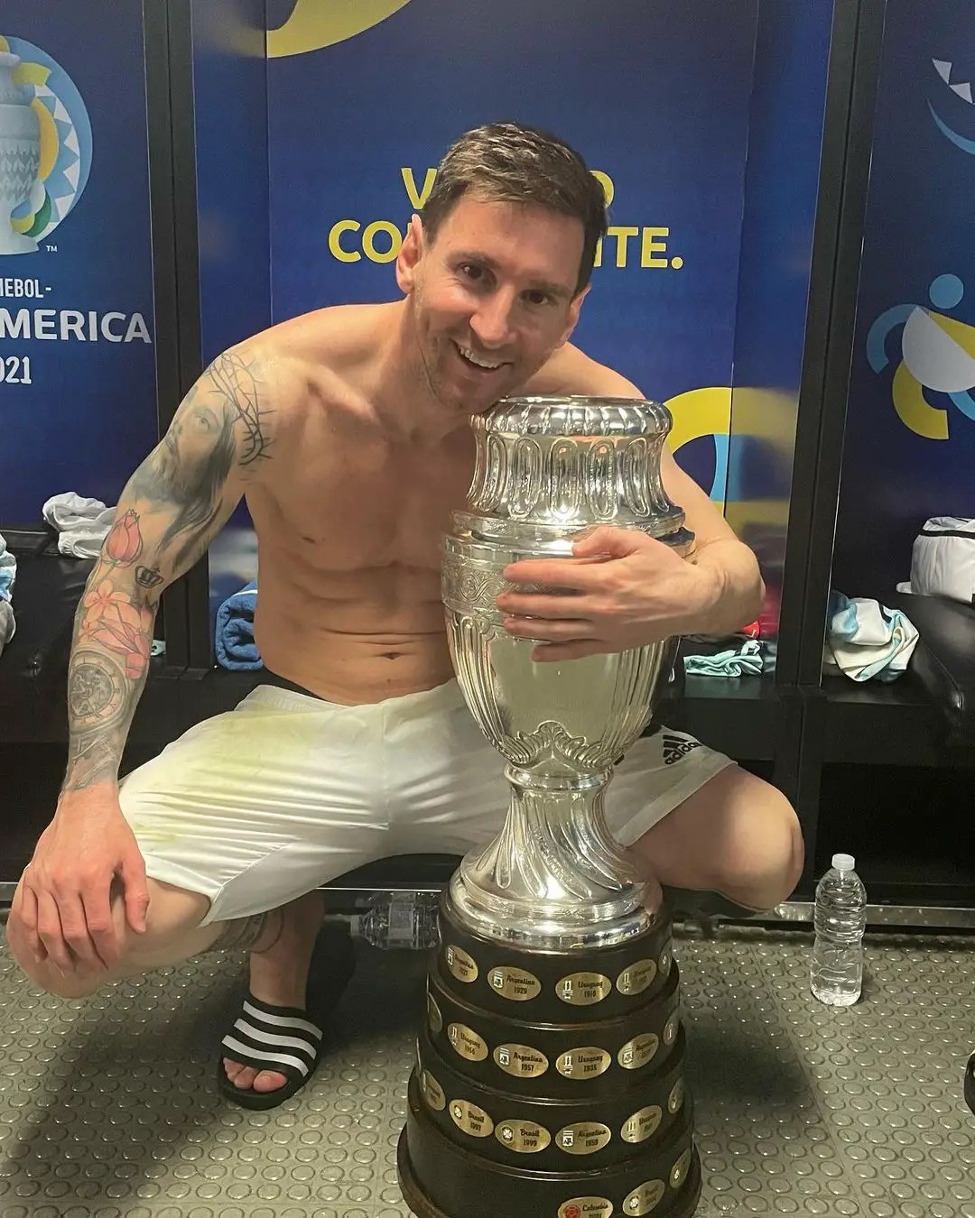 Messi avec le trophée copa america