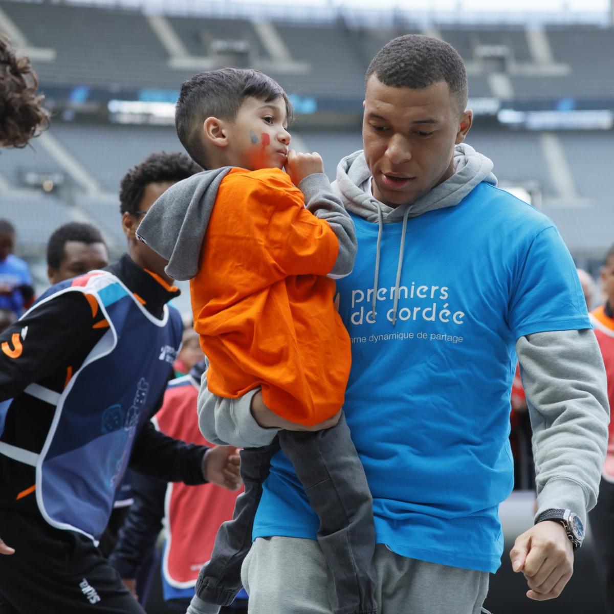 France - Kylian Mbappé surprend encore : "La Coupe du monde n'a pas changé ma vie alors que…"