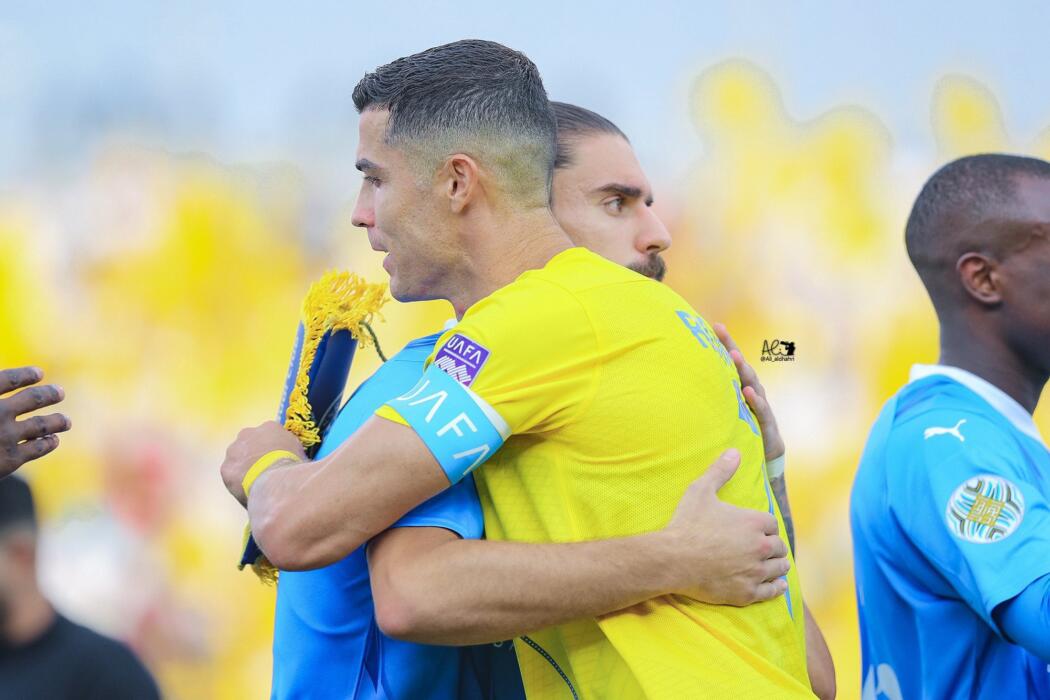 VIDÉO : L'échange viral entre Cristiano Ronaldo et le président d'Al Hilal après l'humiliation d'Al Nassr