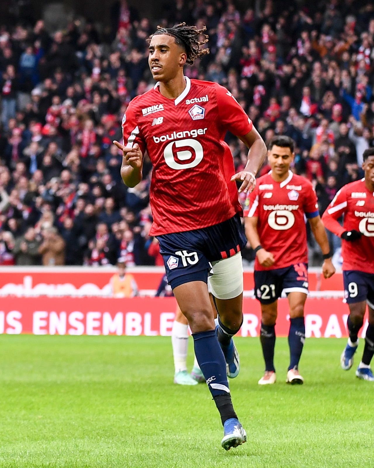 Leny Yoro, jeune défenseur du lOSC