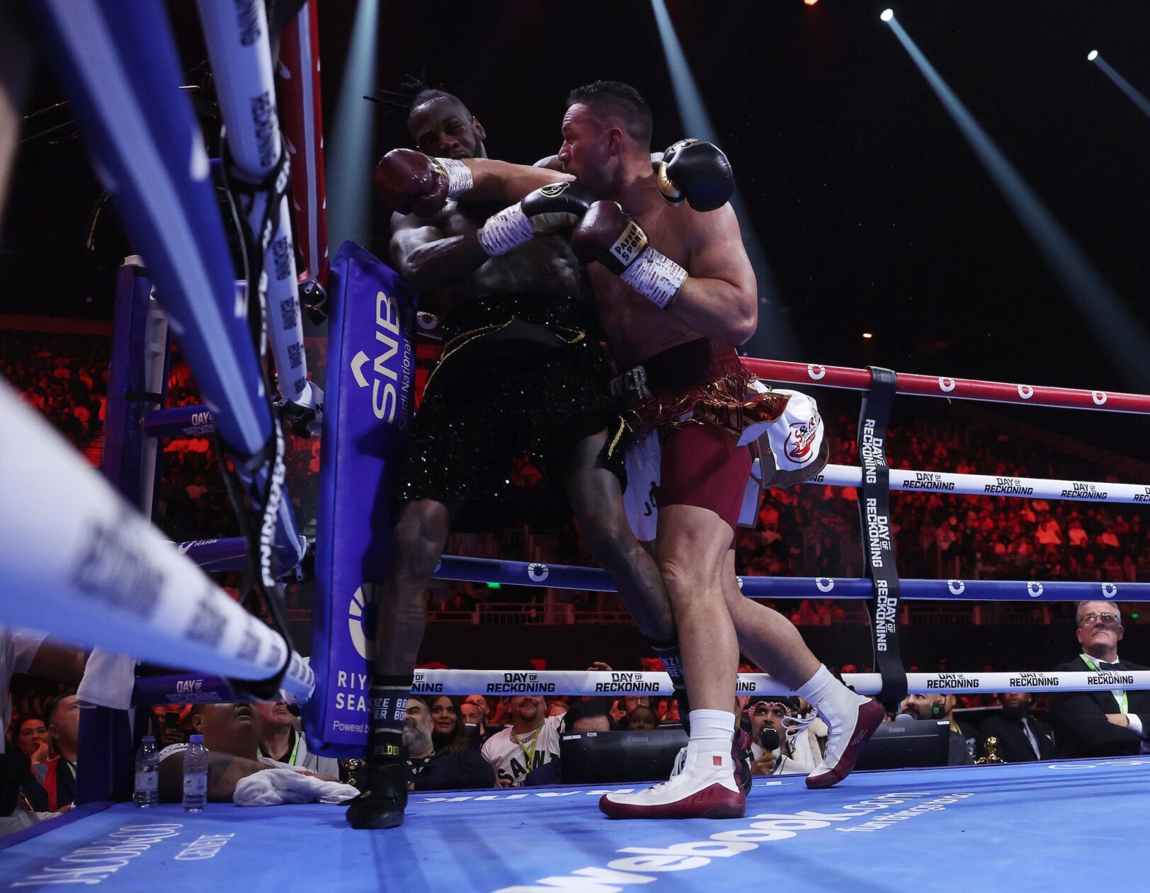 Boxe : Deontay Wilder laminé en Arabie Saoudite, Cédric Doumbé l'humilie avec Tony Yoka !