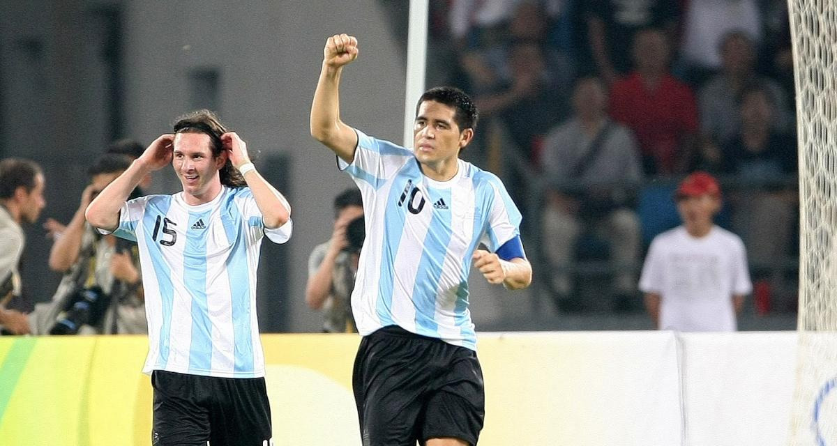 Riquelme tranche entre Messi et Maradona 
