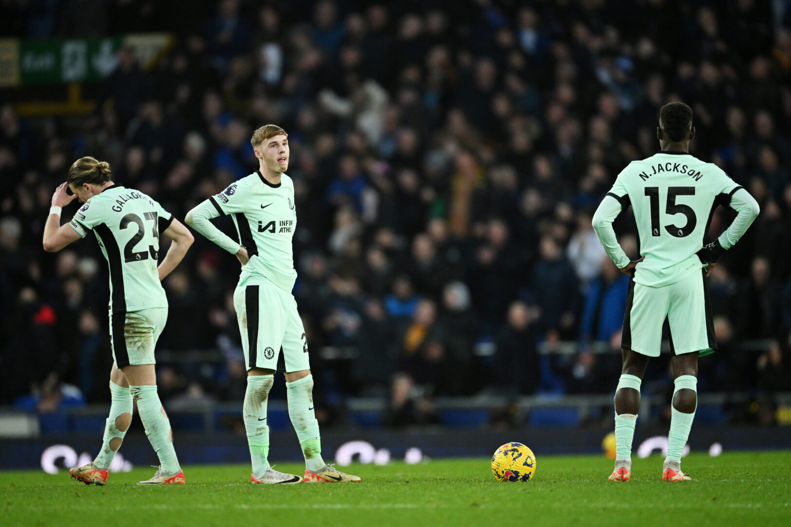 Mikel Obi n'a pas été impressionné par ce qu'il a vu de Chelsea contre Everton, déclarant que Cucurella et Broja ne sont pas à la hauteur de son ancien club.