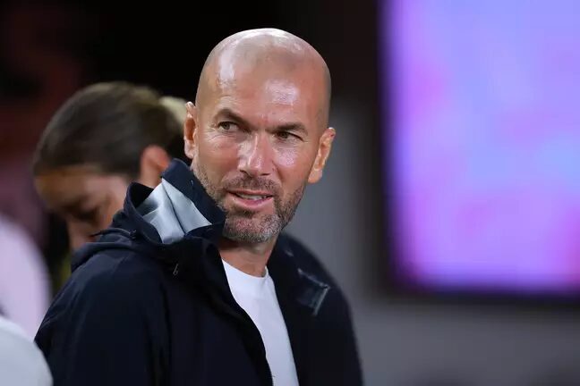 Cependant, un changement d'entraîneur pourrait donner aux joueurs marginaux une chance de relancer leur carrière à United. Voici comment United pourrait se présenter avec Zidane à la tête de l'équipe.