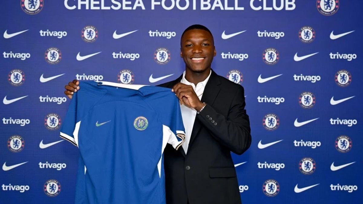 On a prétendu que Caicedo hésitait à rejoindre Liverpool, car il avait déjà admis qu'il voulait rejoindre Chelsea.