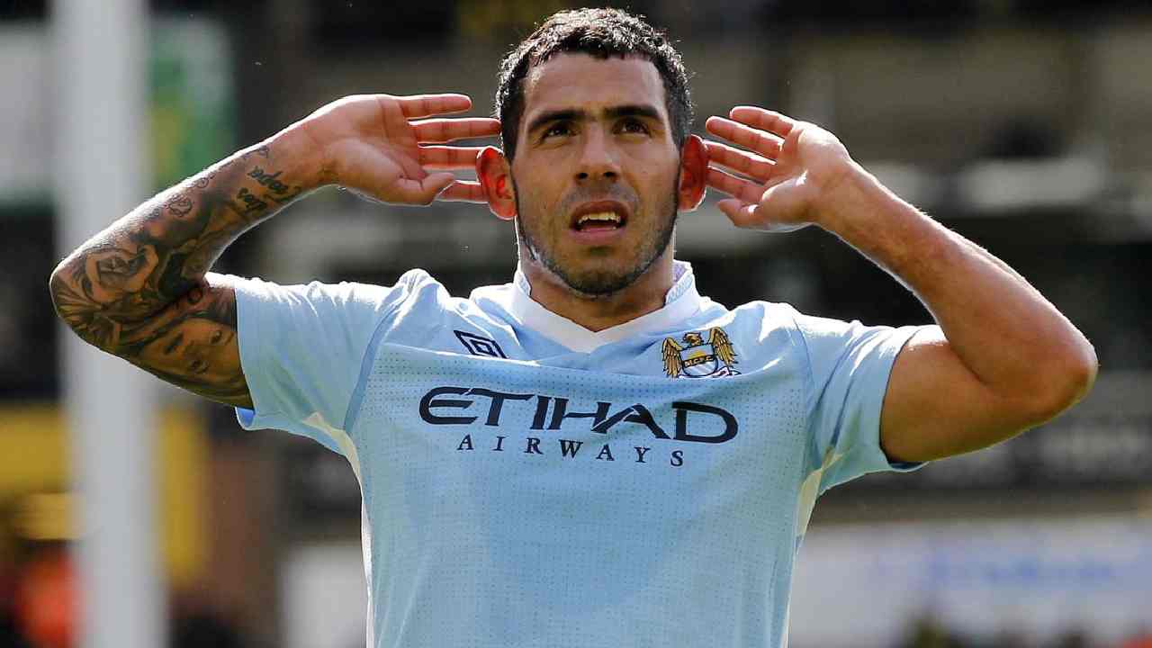 Carlos Tévez : "Je n'ai pas voulu apprendre l'anglais en Premier League à cause de ça" !