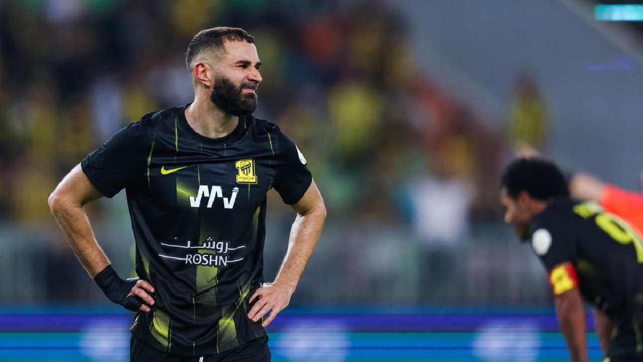 VIDÉO : Les retrouvailles particuliers entre Benzema et Cristiano avant Al Ittihad - Al Nassr