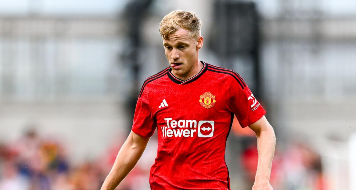 1200 L lorient un accord a t trouv avec manchester united pour van de beek un international franais et un gardien de but galement cibls