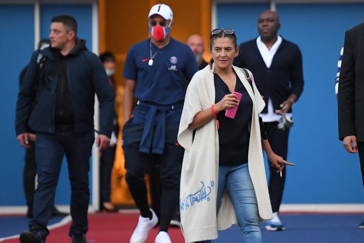 La menace de Fayza Lamari sur Mbappé : "En dessous de 30%, je me retire"