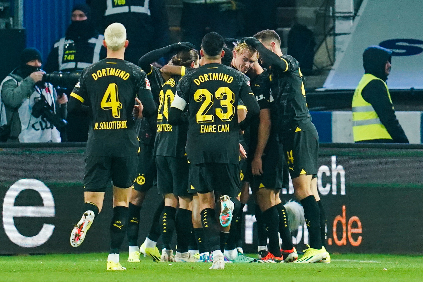 Bundesliga : Jadon Sancho célèbre son retour à Dortmund par une victoire