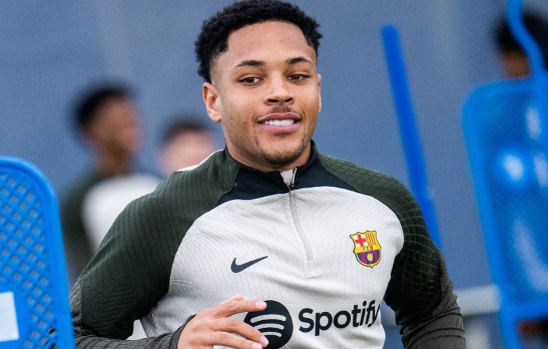 Roque avec le Maillot du Barça