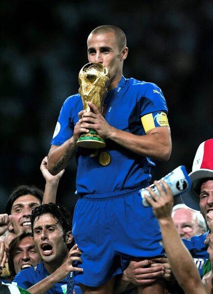 Cannavaro 7, Maldini 2e, TOP 10 des meilleurs défenseurs de l'histoire