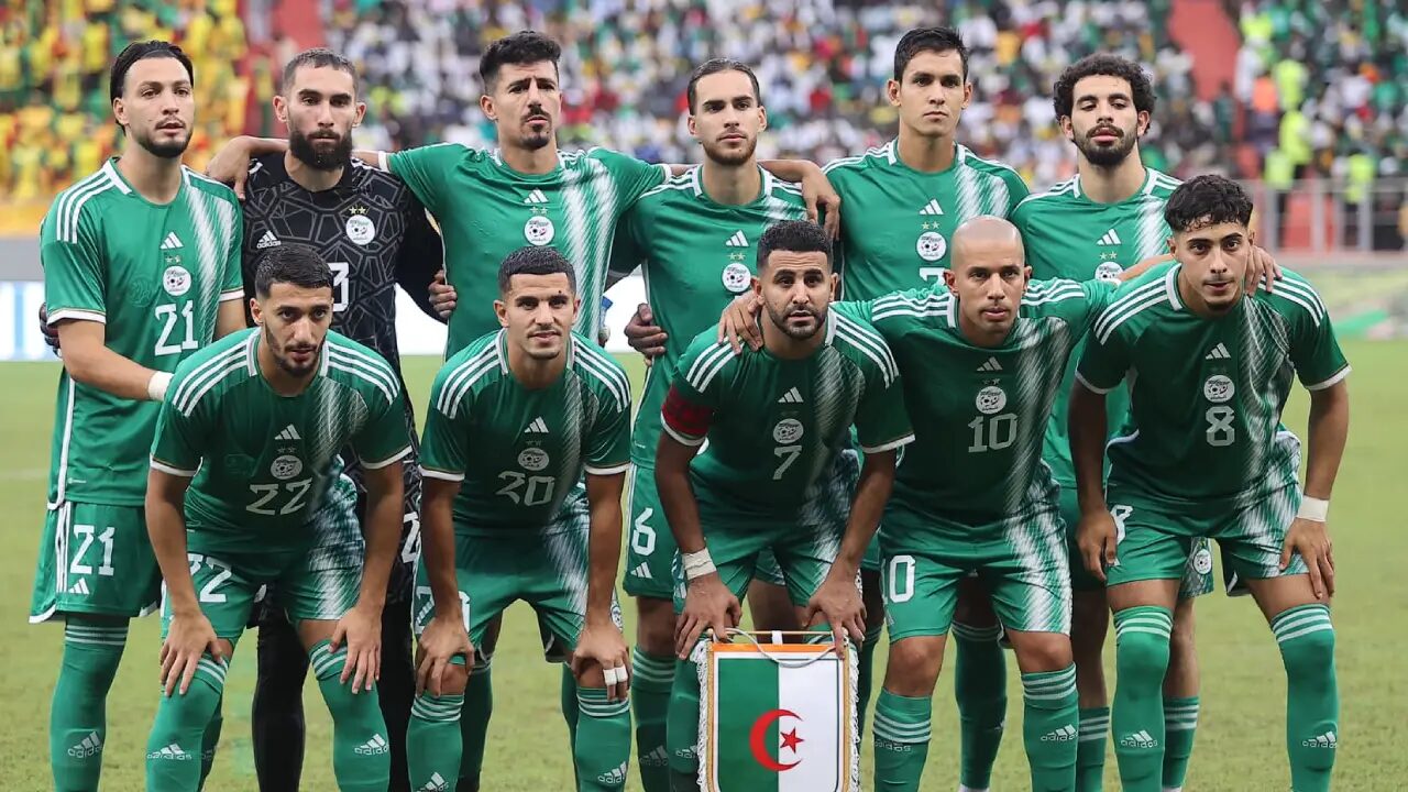 CAN 2024 : Riyad Mahrez exerce une pression intense sur Slimani au sein de l'équipe d'Algérie
