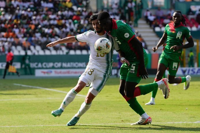 Amoura forfait contre la Mauritanie ? L'Algérie sous tension avant le match décisif