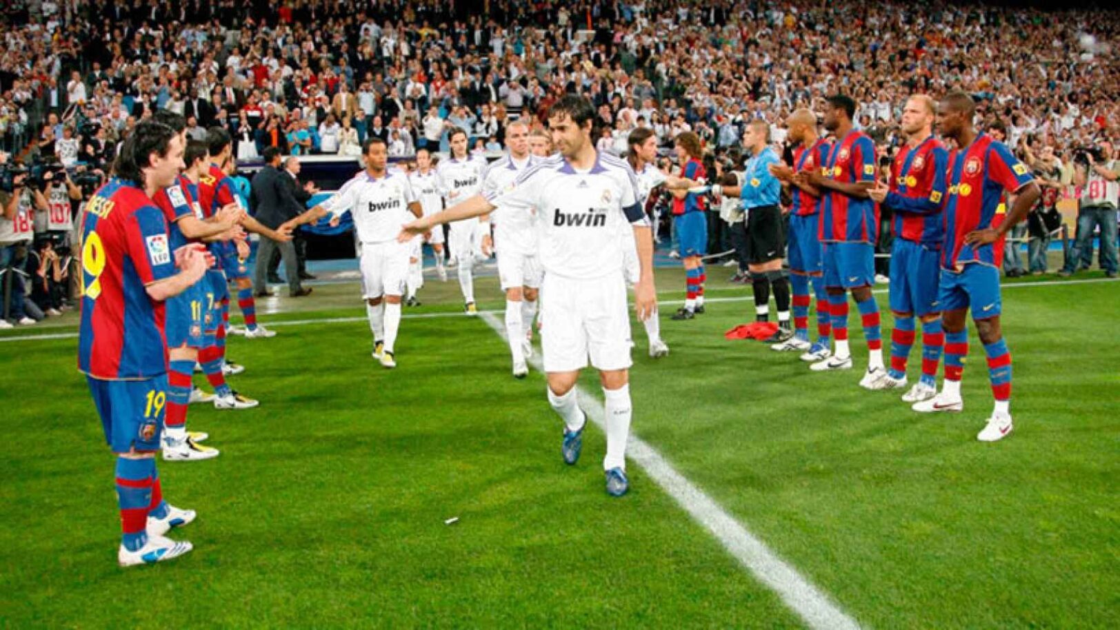 Real Madrid : La controverse autour du Pasillo fait toujours débat !