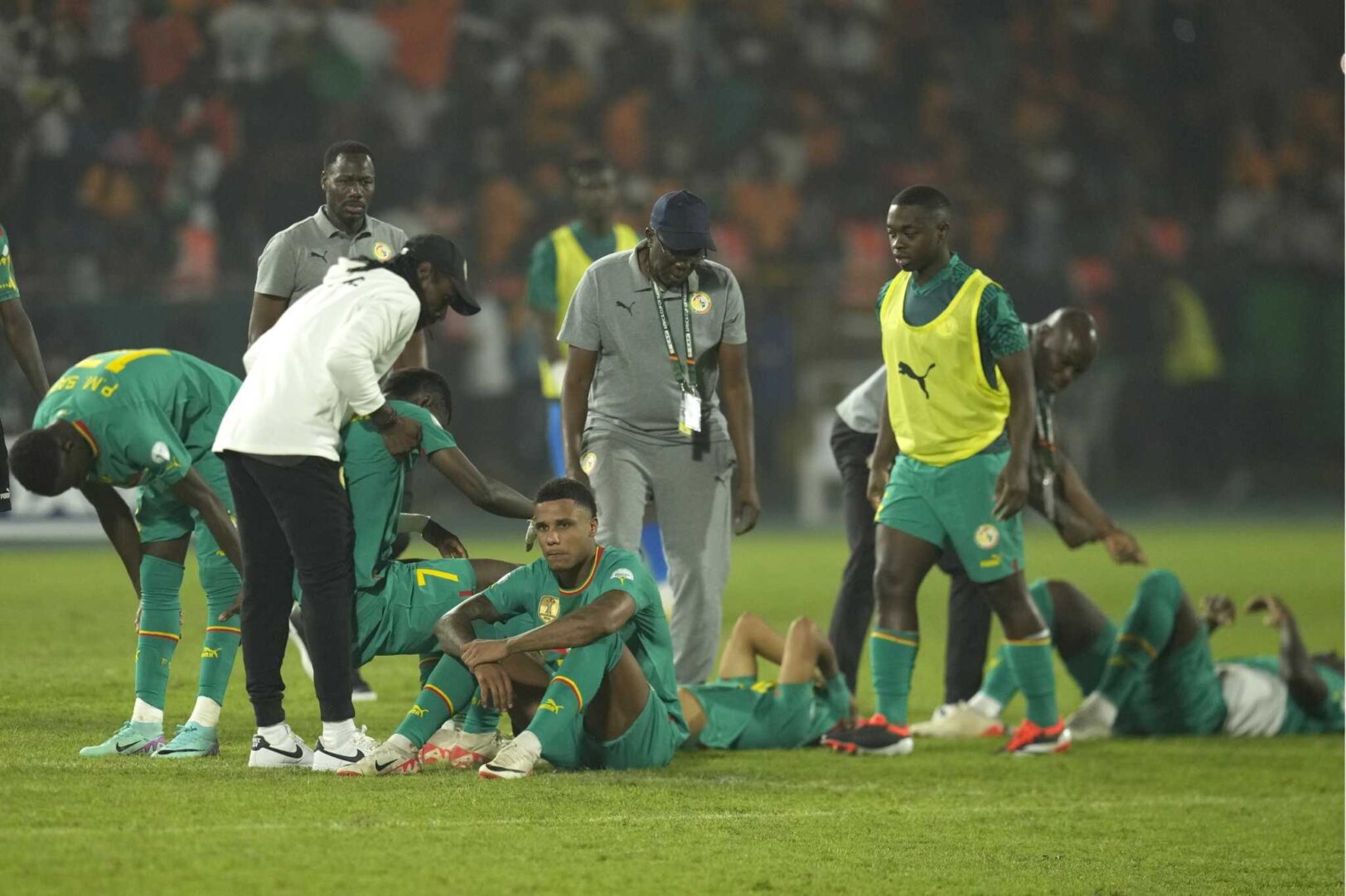 Sénégal-Côte d'Ivoire : Une décision insensée de l'arbitre choque la planète football