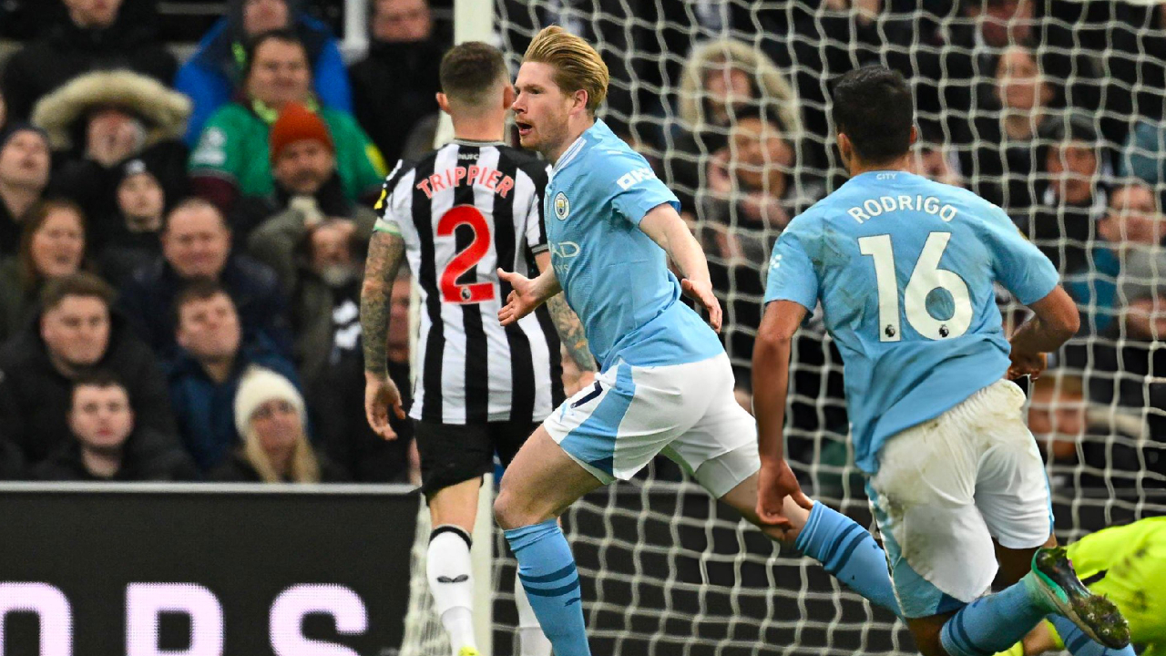 Premier League : De Bruyne et Manchester City brillent à Newcastle